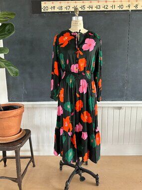 Tucker NYC Juliette Evergreen Poppies 100% Silk Maxi Dress S NWT
